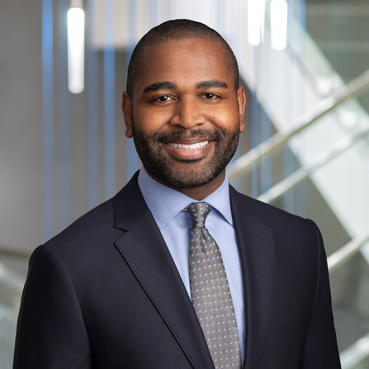 Headshot of Trevor Wynn