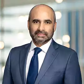 Photo of Christopher R. Dyess