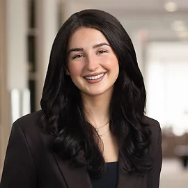 Headshot of Julia Thayer